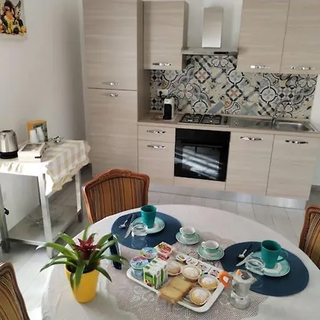 Domus Patrizia Apartament *