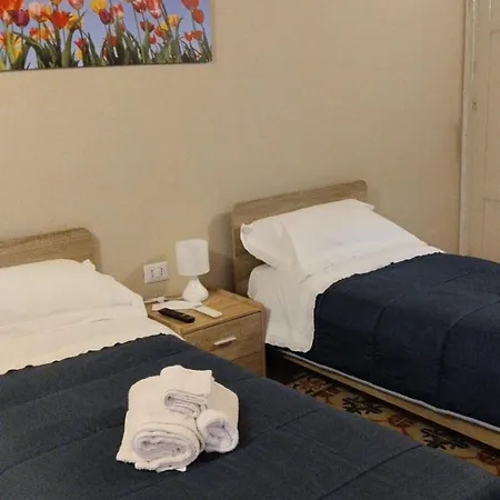 Domus Patrizia Apartament *